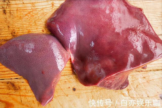 猪肝|饭店的炒猪肝，为啥滑嫩不老？别再焯水了，教你一招，香嫩没腥味