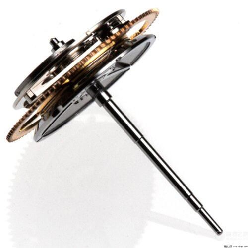 百年灵B01机芯，有没有“模仿”劳力士？