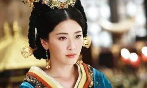 皇帝|妃子对一个孩童大献殷勤，皇帝大喜：晋封你，你当他养母