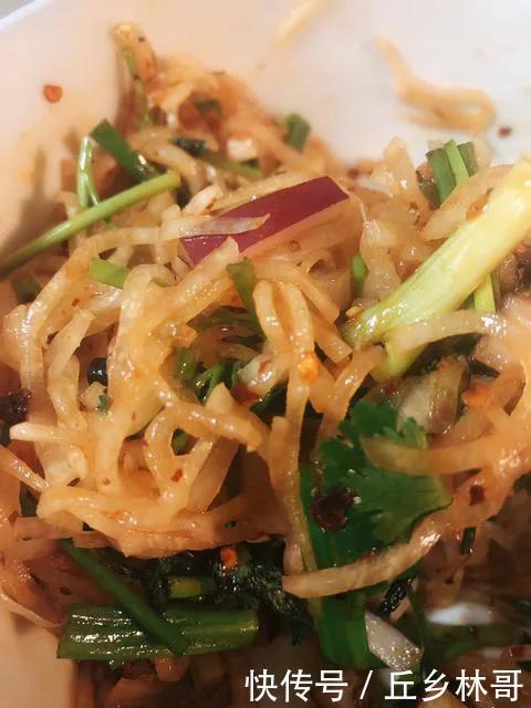 冬天要多吃萝卜,教你一个百吃不厌的做法,口感爽脆,开胃又下饭