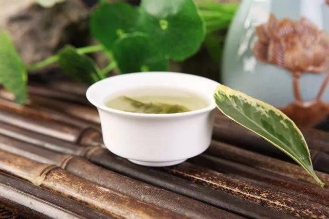 一屋两人三餐四季，就想和你过这样的小日子