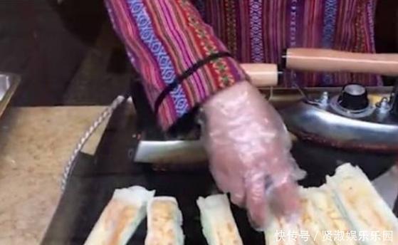  种小吃|大妈街边用“电熨斗”做小吃，路人好奇围观，尝后直接买了5个