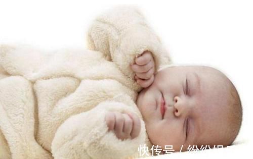 宝宝们|这个时候的宝宝就该穿小内裤了,儿科医生过早过晚都不好