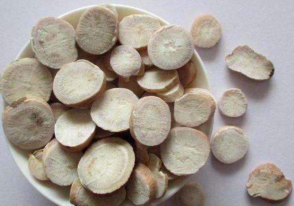 白芍|妇科炎症别担心,多用4味中药泡水喝,补气血,子宫也更健康