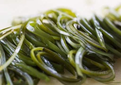  水泡|泡海带，不要只用清水泡，多加一样东西，10分钟搞定，还没腥味