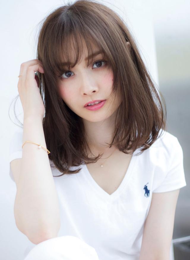 柔卷|10款适合圆脸的中卷发,软弹柔卷时尚减龄,空气刘海显小又瘦脸