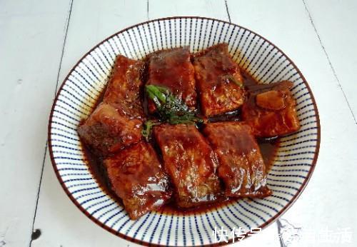 母子三人的晚餐在朋友圈走红,不剩菜不浪费,好吃又营养特实在