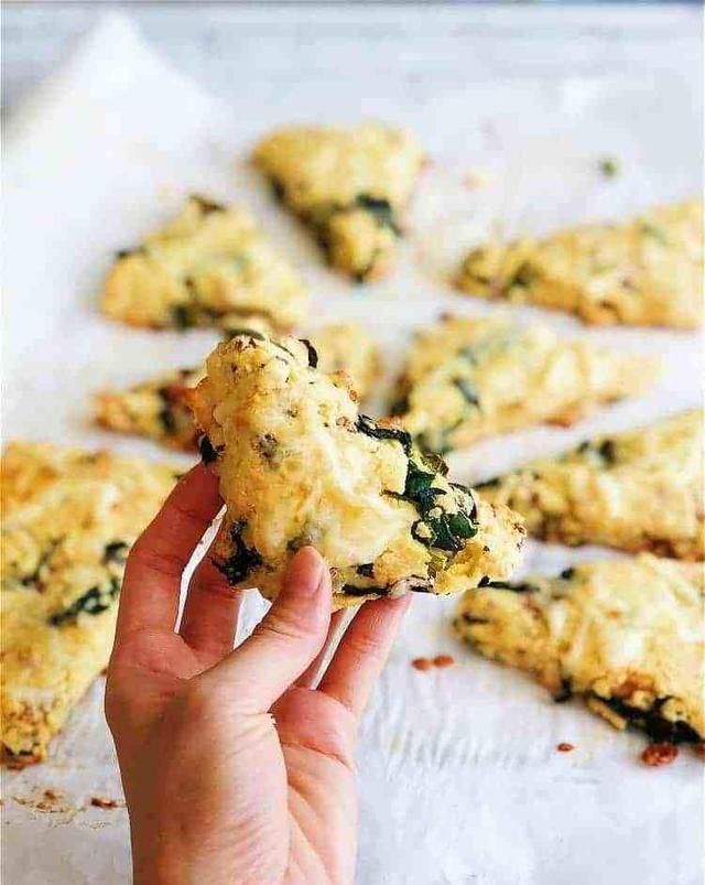 菠菜|自从学会这早餐,连吃3天还不够,全家都喜欢,一袋面几天见底了