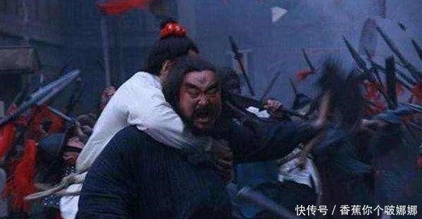 临死前|李逵喝下宋江的毒酒后,临死前说了一句话,字字锥心泣血!