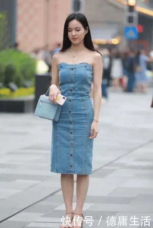 牛仔|牛仔裙的穿搭风格，应该比裤子更受欢迎吧