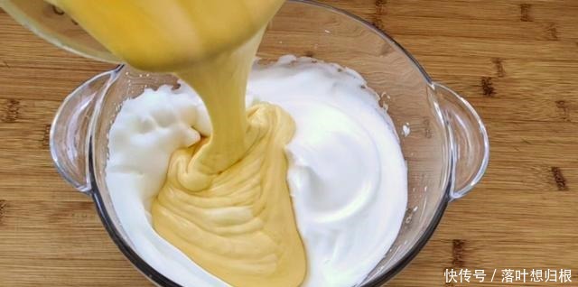 这才是蛋糕卷的正确做法,不开裂不掉皮,高颜值,味道超赞