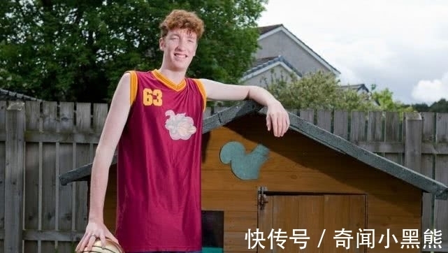 七英尺四英寸是多少厘米 七英尺四英寸是多少厘米