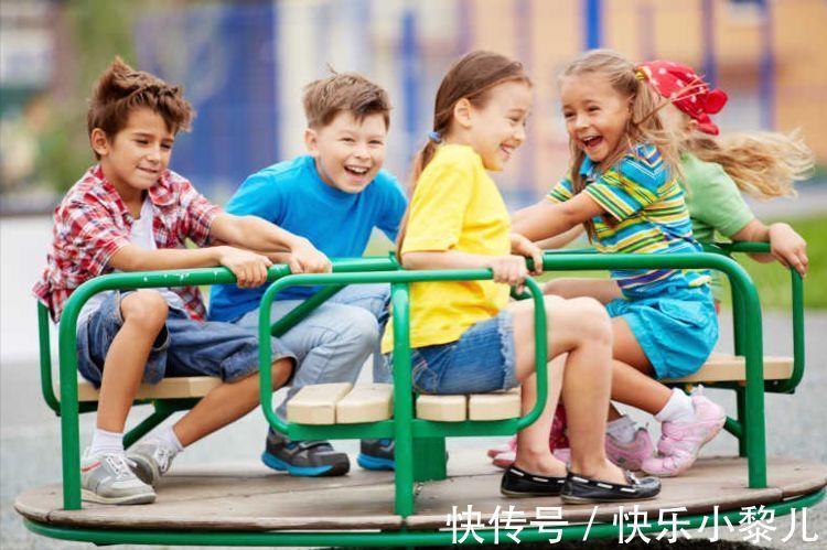 住校|白岩松:家长别让孩子住宿!过早让娃住校,伤害不是一星半点