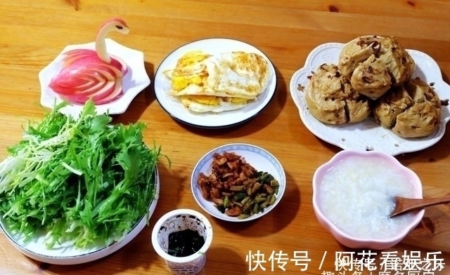 晒晒我家这8天的早餐，每天都有好几样，口味清淡，食材简单