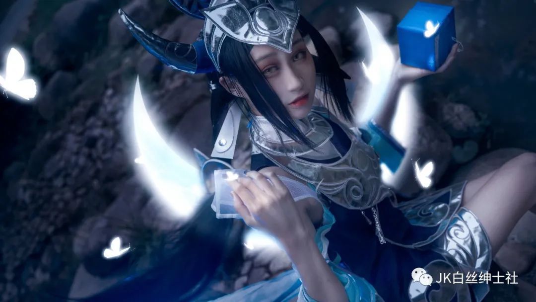 女娲|cos:王者荣耀女娲朔望之晖cos正片@茴茴