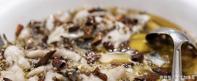  过年儿女都回家么，年夜饭去哪吃，想吃这四道菜的要注意了