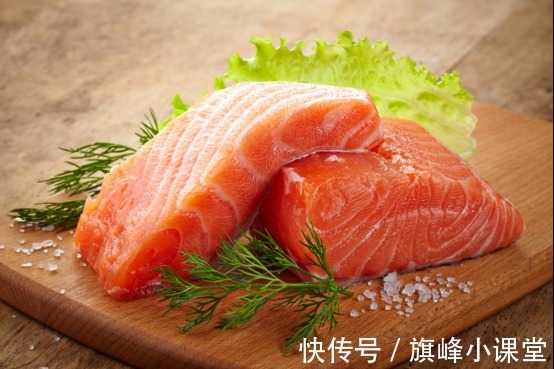 美味的三文鱼刺身