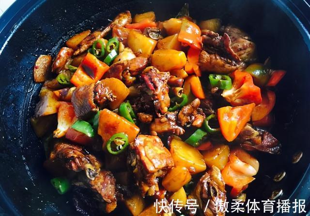 炒鸡块|炒鸡块时，牢牢记住“两泡”，鸡肉更嫩更香，教你正确做法