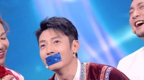 李思思|央视公演连登热搜:康辉扮演许仙,撒贝宁登台抢走主持人风头