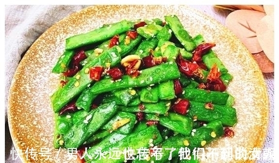 中火|此蔬菜是“补钙冠军”,钙是猪肉的12倍,常给孩子吃,比同龄人高