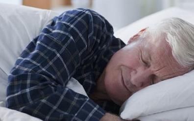 老人|老人为什么总是早早就起床了?这样好吗?