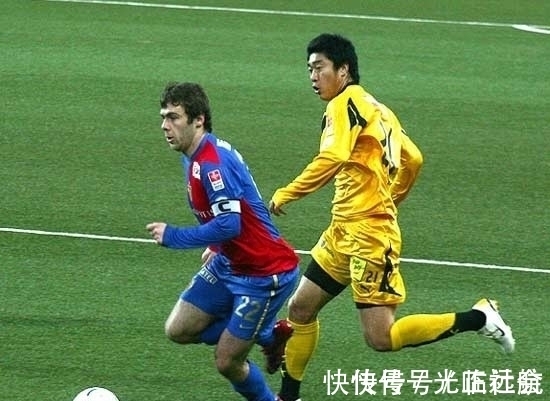 绿茵场|老当益壮!39岁主帅辞职去当球员,连续3场比赛进球要带队升级