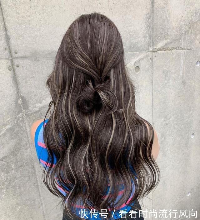 直卷 16款新时尚发型来了,不分直卷和长短,全都让你很满意!
