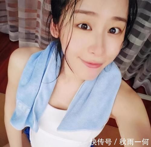 马甲线|怀孕8个月,马甲线清晰可见,分娩后身体立即恢复,却被网友骂惨