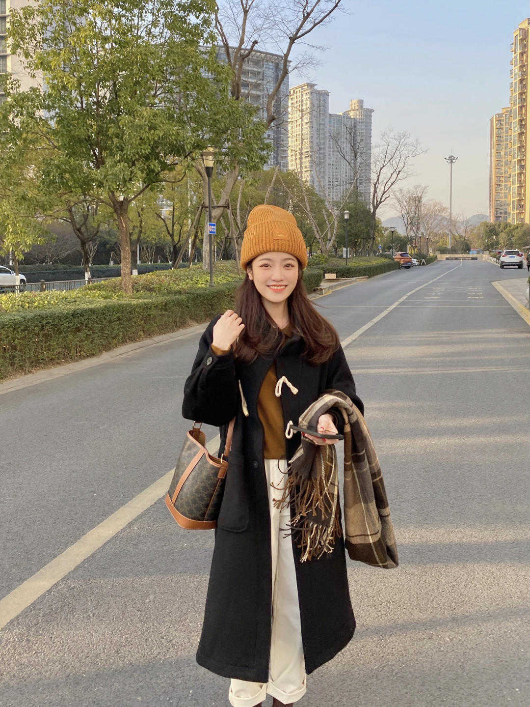 搭配|穿大衣别乱配鞋,大衣+靴子才是精致,更有气质了