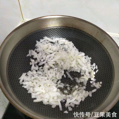  咖喱牛肉这样吃，全家都喜欢