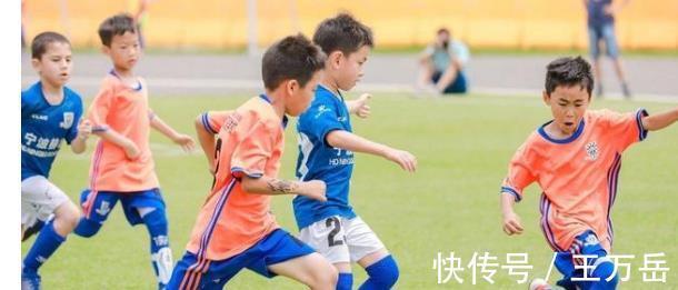 联赛|中国足球迎历史性一刻,教育部官宣:组织校园足球联赛