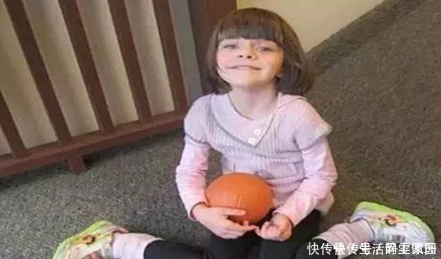 坐姿|家里有女儿的注意了想要孩子以后有“大长腿，”这几个禁区别碰！