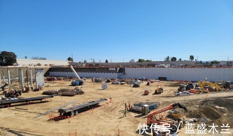 快船|英格尔伍德市长鲍尔默将向本市捐赠1亿美元 他是最好的NBA老板!