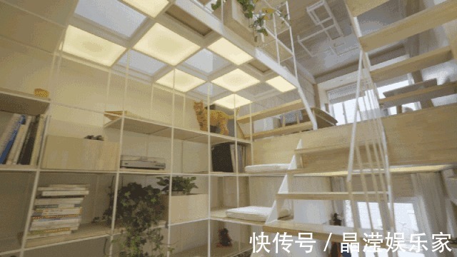 空间|穷夫妻改造24平的“垃圾房”,完工后变“四层豪宅”,收纳更赞