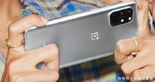 该机|想要购买两三千元的手机,这三部手机值得一看