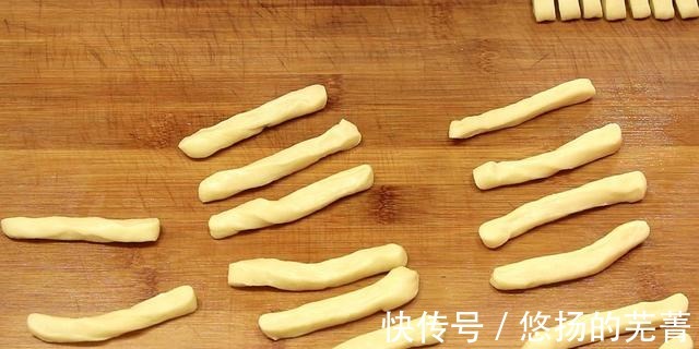 我家从来不买零食，6种自制小零食，没有烤箱也能做，香醋脆口！