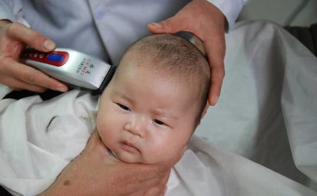 满月|给宝宝剃胎发的最佳时间,不是满月,很多家长都搞错了