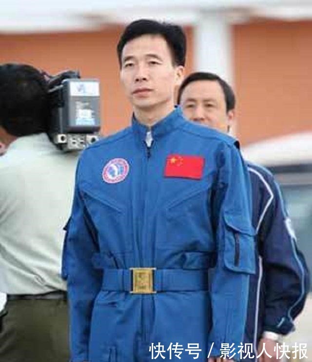 运城中学 航天英雄景海鹏从一贫如洗到三次登上太空,如今的他过得如何!