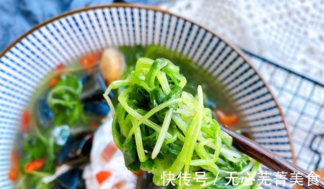 毛菜|秋天遇到这种蔬菜,再贵也要买,营养丰富,脆嫩爽口,去秋燥补钙!