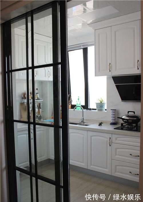 亲戚家160平新房,没想到一进门就惊艳了,客厅实在漂亮!