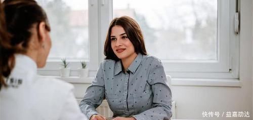 玫瑰花茶|女性多少岁绝经最好?四种迹象,若在45岁后出现,祝贺卵巢很年轻