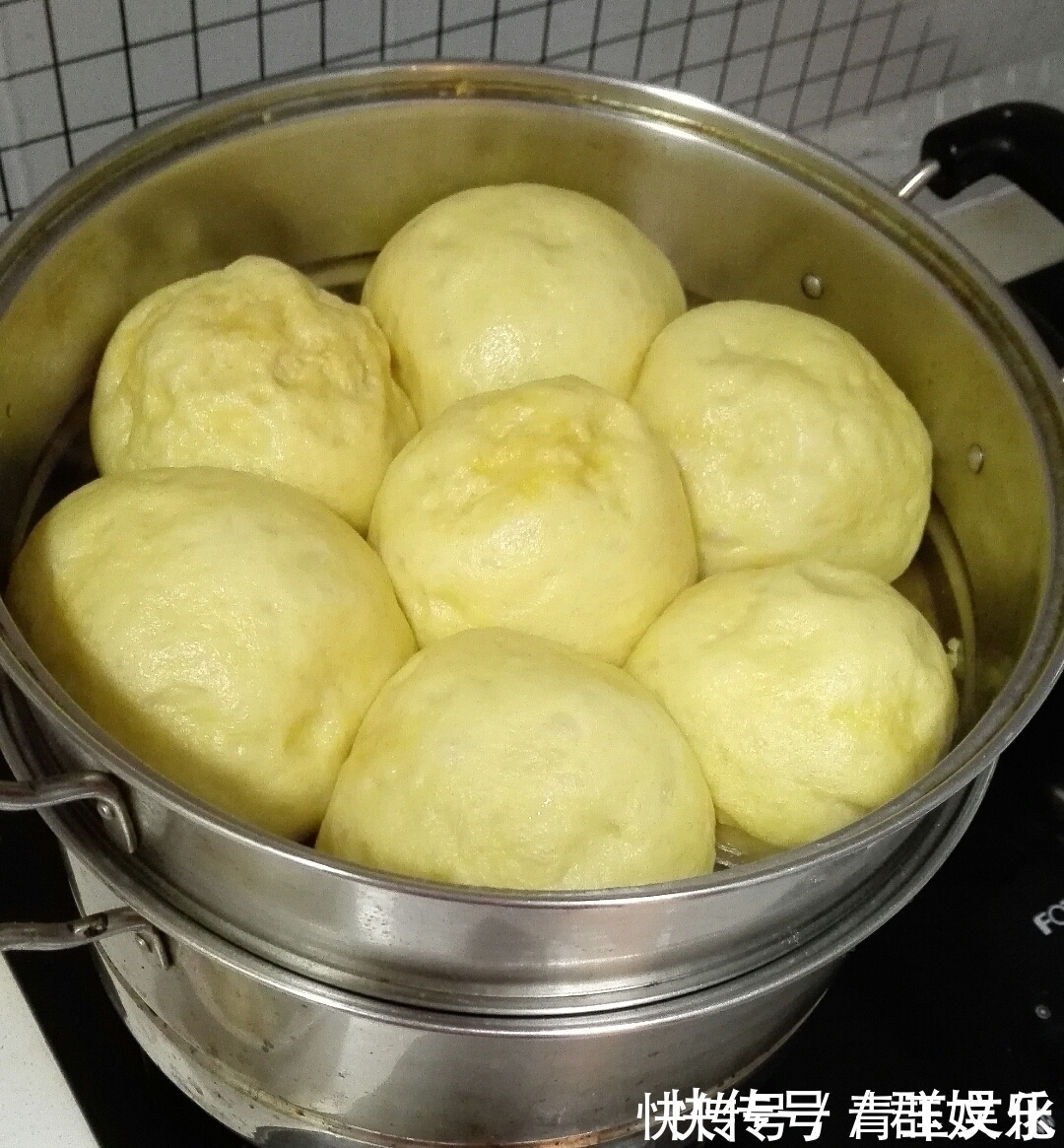 想把馒头做出暄软拉丝的效果,只需要这几
