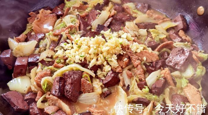 此食材3元1斤,蛋白质是鸡蛋5倍,铁含量比猪肝多,炖白菜吃真香