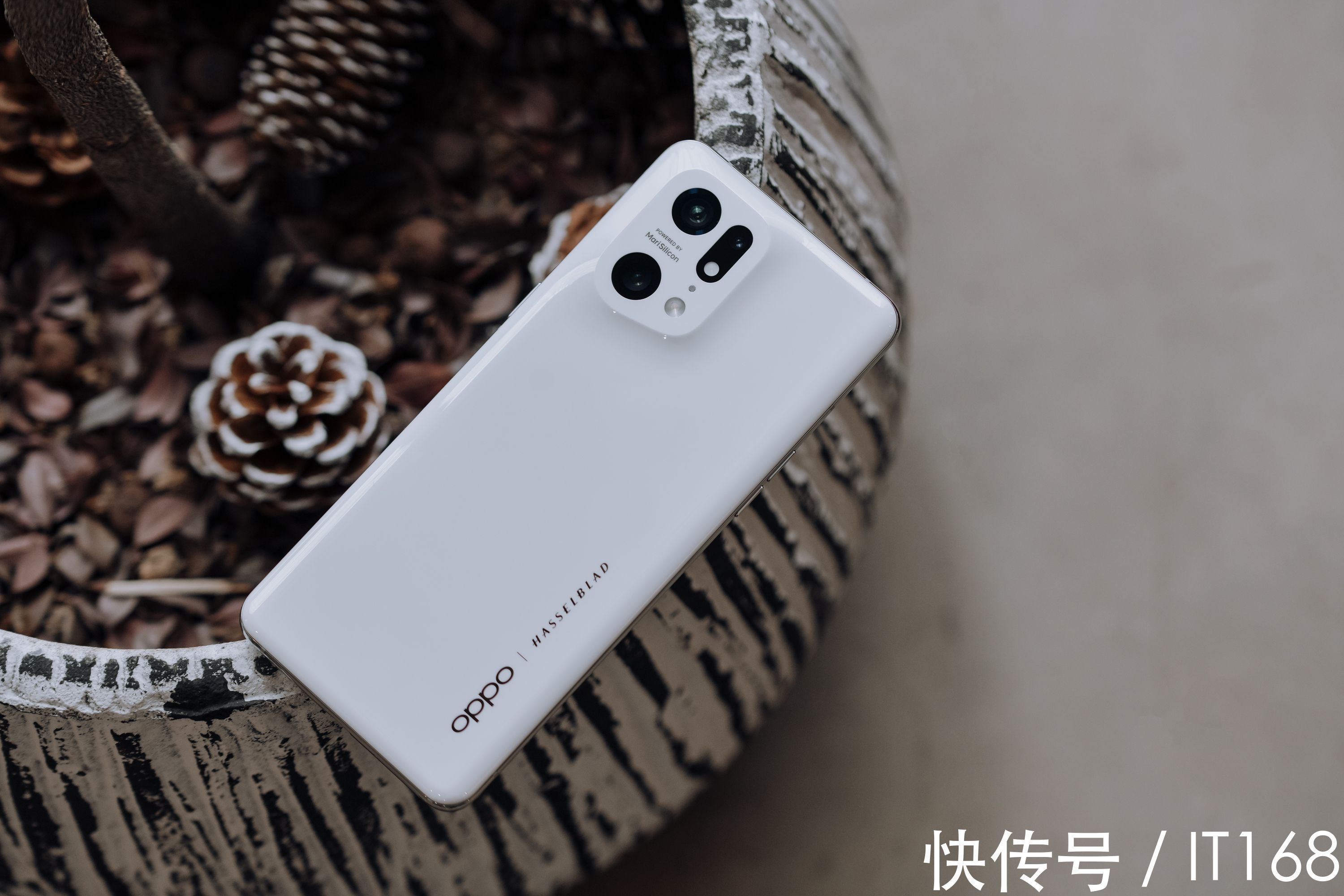 防抖|OPPO Find X5 Pro 白瓷图赏