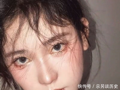 初中女生鼻头“不干净”?早起坚持这3习惯,“草莓鼻”悄悄离去!