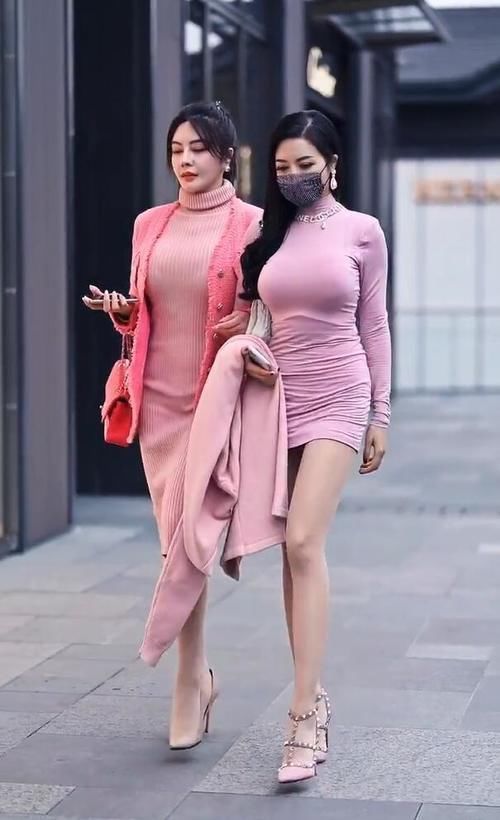 步行街 连衣裙搭上肉色丝袜,百搭又好看,都市女郎魅力!