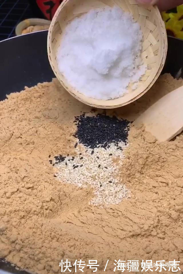 食之|即将消失的传统美食炒面粉,做法简单,食之方便,缅怀已逝的青春