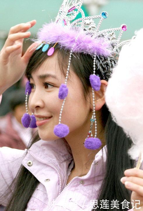 校长画人体模特,遭孙传芳怒骂并通缉,他画女儿人体,广受非议