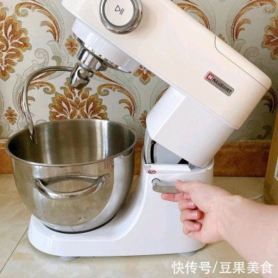 懒人最爱的中式菊花酥，因为它我都爱上做饭了