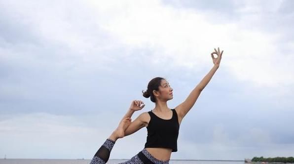 瑜伽|坚持瑜伽有什么好处？练多久才能减肥？3种好处出乎你的意料！